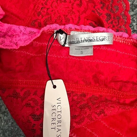 Victoria’s Secret Strapless Lace Ruffles unlined bralette bra red Small - Picture 6 of 6